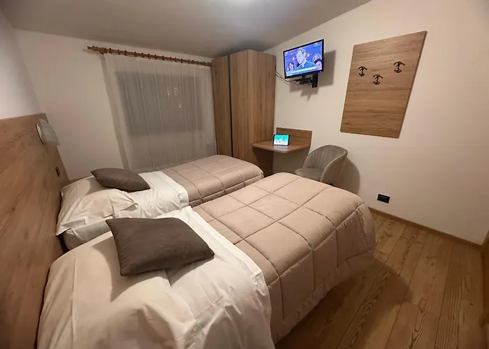 Hotel Zeni Madonna